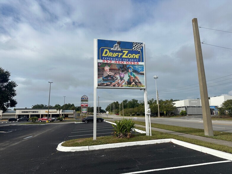 1415 Dr Martin Luther King Jr Blvd, Leesburg, FL à vendre - Photo du bâtiment - Image 3 de 6