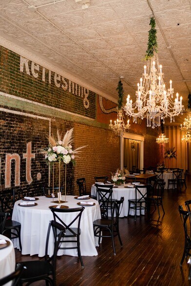 207 E Virginia St, McKinney, TX à louer - Photo du bâtiment - Image 2 de 15