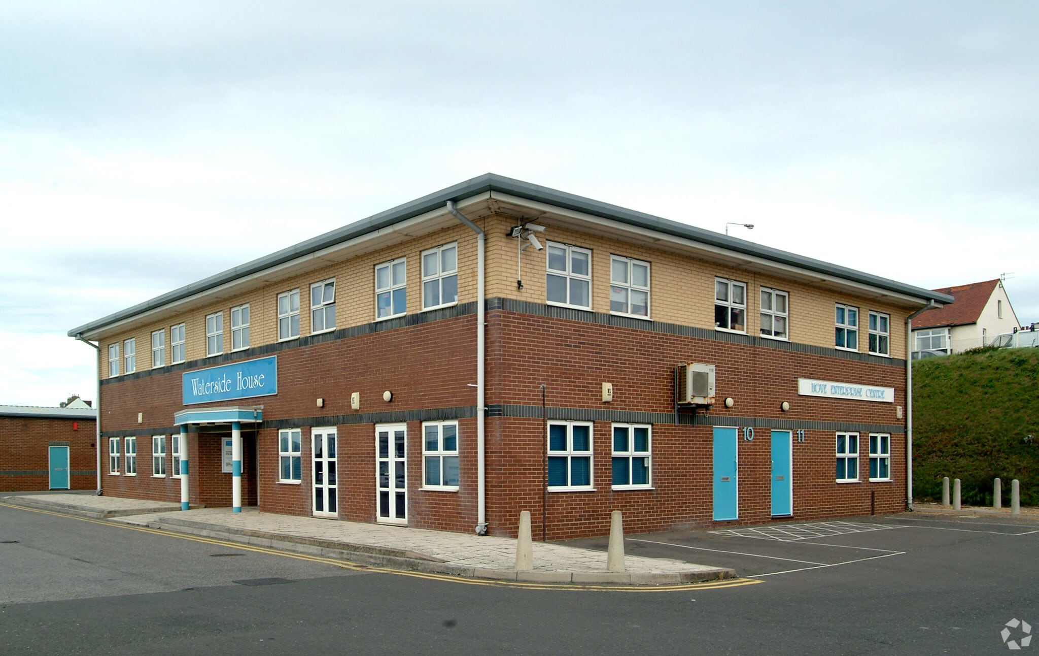 Basin Rd N, Brighton for lease Primary Photo- Image 1 of 2