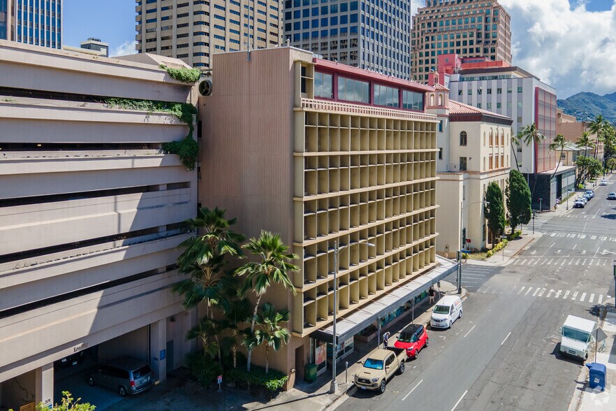 249 Merchant St, Honolulu, HI à vendre - Photo du bâtiment - Image 2 de 7