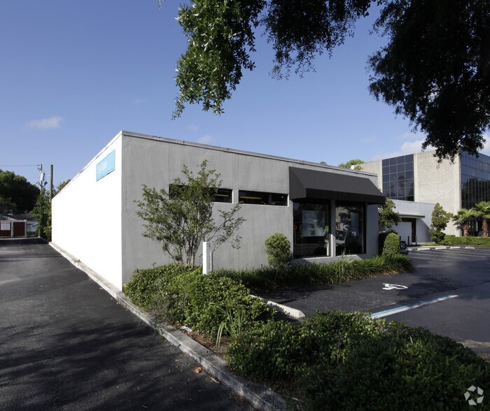 400 W Fairbanks Ave, Winter Park, FL à louer - Photo du bâtiment - Image 2 de 5