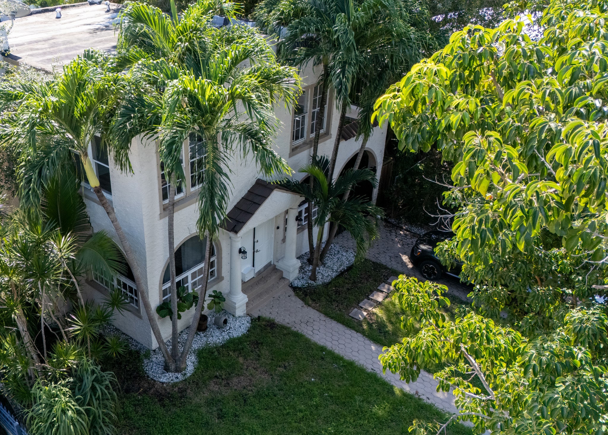 22 NE 44th St, Miami, FL for lease Primary Photo- Image 1 of 2