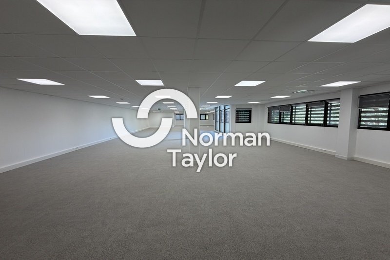 Office in Montpellier for lease - Interior Photo - Image 2 of 11