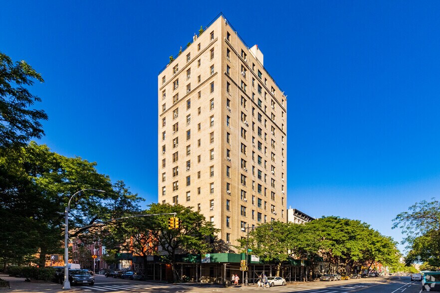 50 W 106th St, New York, NY à louer - Photo du bâtiment - Image 3 de 3