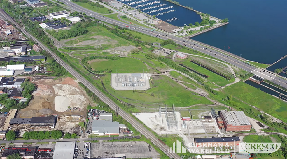 6800 S Marginal Ave, Cleveland, OH à vendre - Photo du bâtiment - Image 2 de 9
