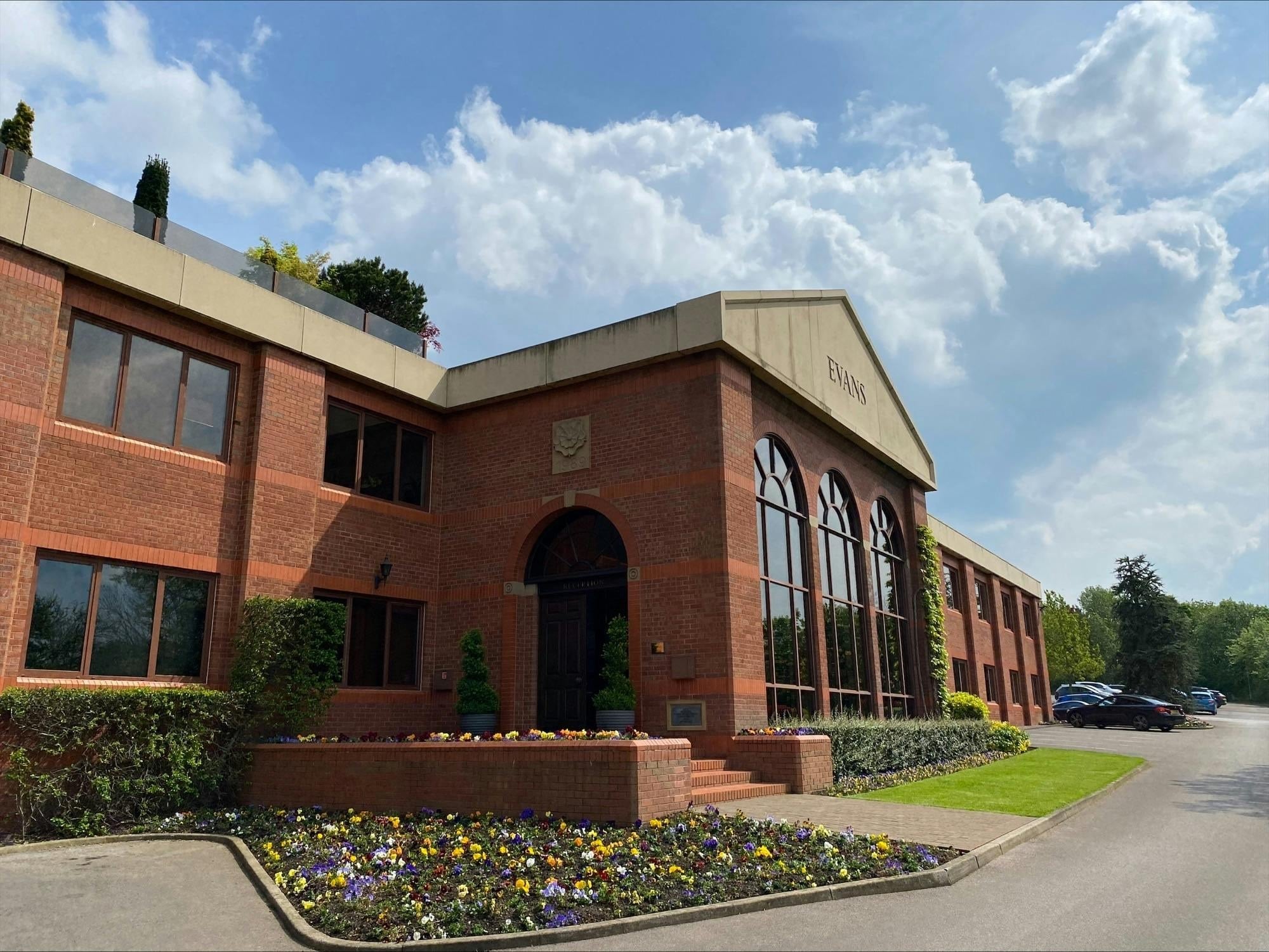 Millshaw, Leeds for lease Building Photo- Image 1 of 2