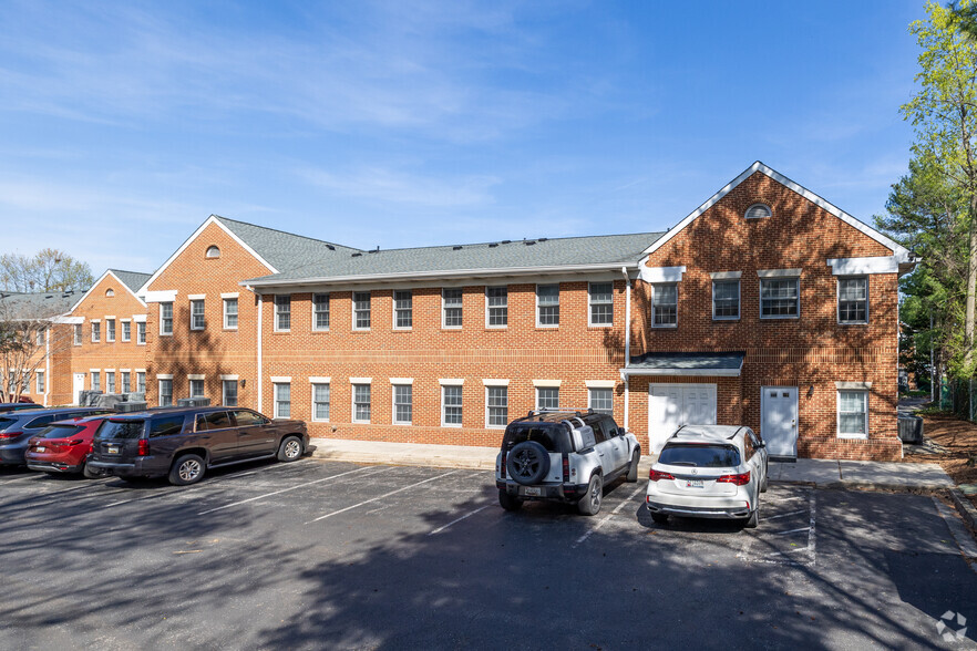 1831 Forest Dr, Annapolis, MD for sale - Building Photo - Image 2 of 5