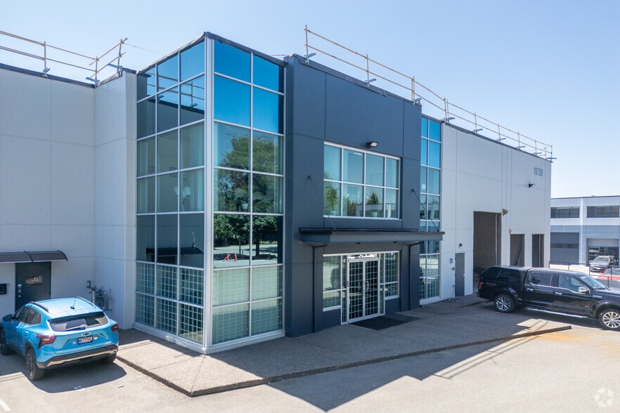 19730 Telegraph Trl, Langley Twp, BC for lease - Primary Photo - Image 1 of 4