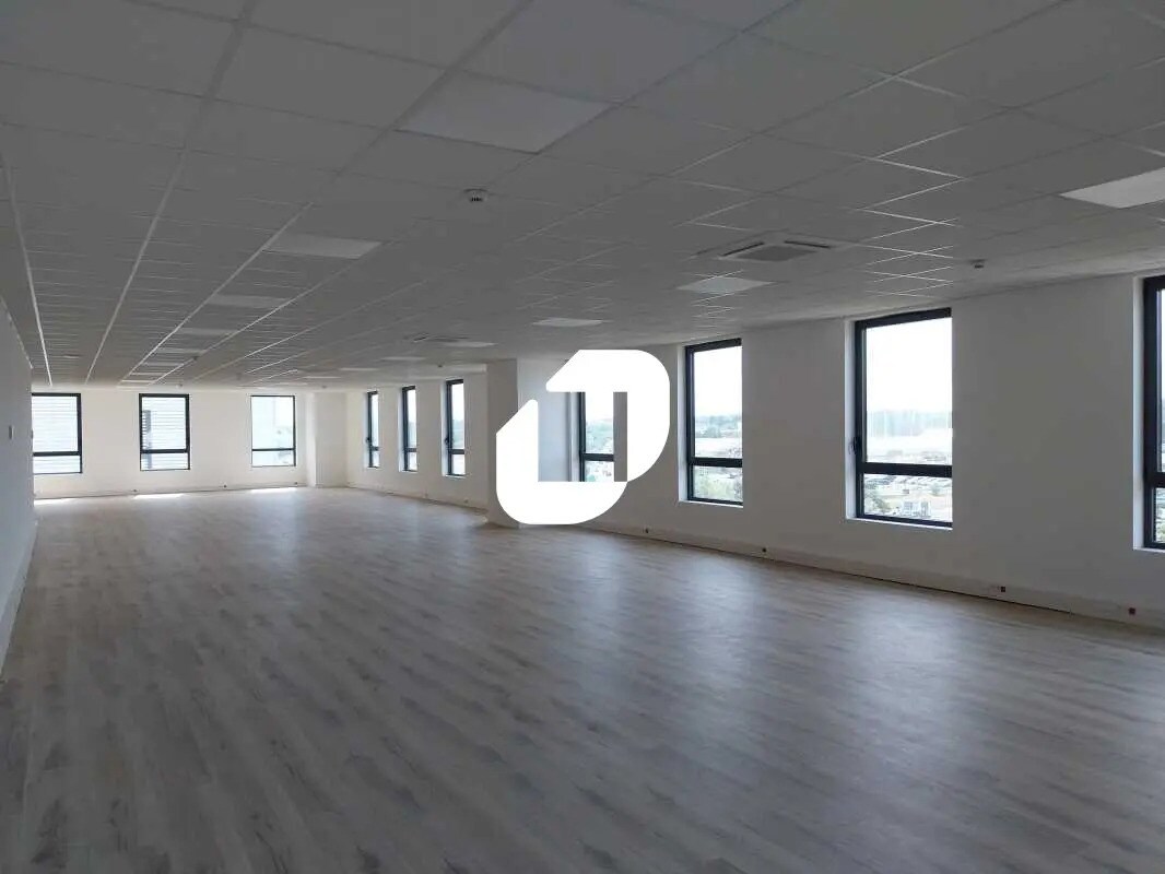 Office in Montpellier for lease Interior Photo- Image 1 of 15