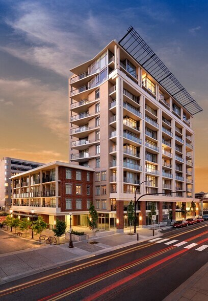 780 Fisgard St, Victoria, BC à louer - Photo du bâtiment - Image 3 de 4
