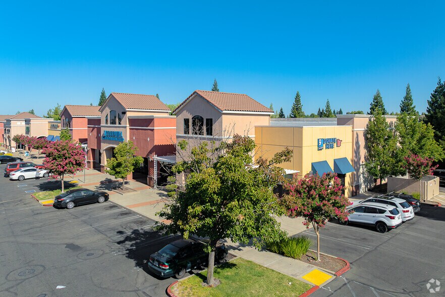 9400 Fairway Dr, Roseville, CA à vendre - Photo du bâtiment - Image 2 de 26