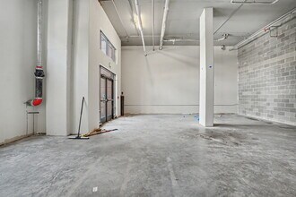 630 Indian St, Savannah, GA for lease Interior Photo- Image 2 of 3