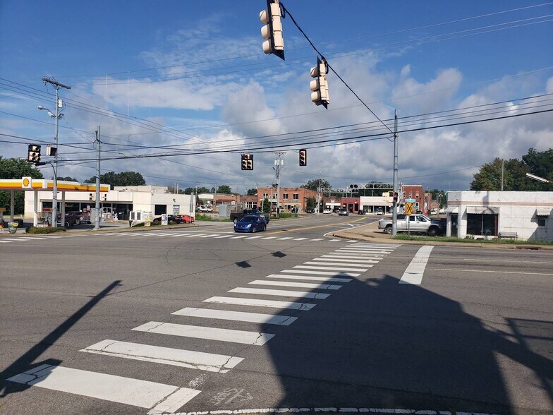 208 Amhurst Place, Englewood, TN à vendre - Photo du bâtiment - Image 2 de 6