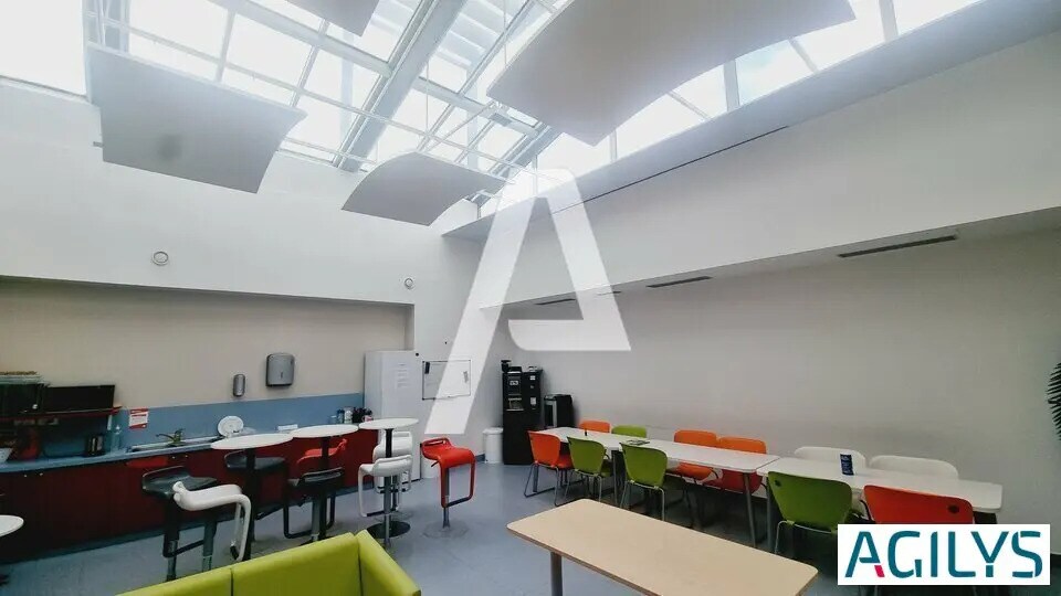 Bureau dans Massy à louer Photo du bâtiment- Image 1 de 16