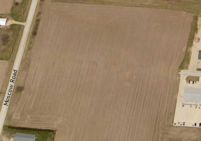 102 Alexander dr, Tipton, IA à vendre - Photo du bâtiment - Image 2 de 3