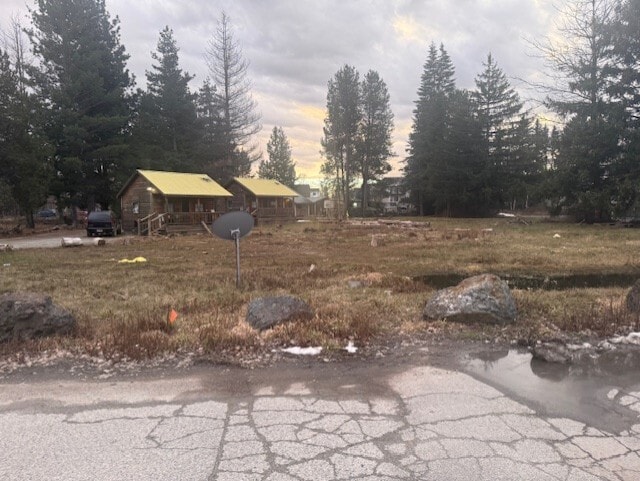 202 Fontaine Dr, Ponderay, ID à vendre - Photo du bâtiment - Image 3 de 3