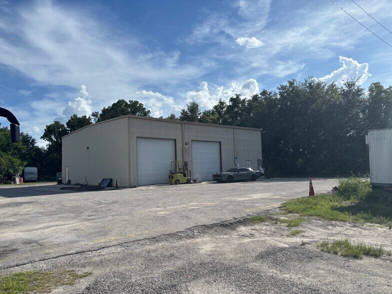 1216 E Story Rd, Winter Garden, FL à vendre - Photo du bâtiment - Image 2 de 9