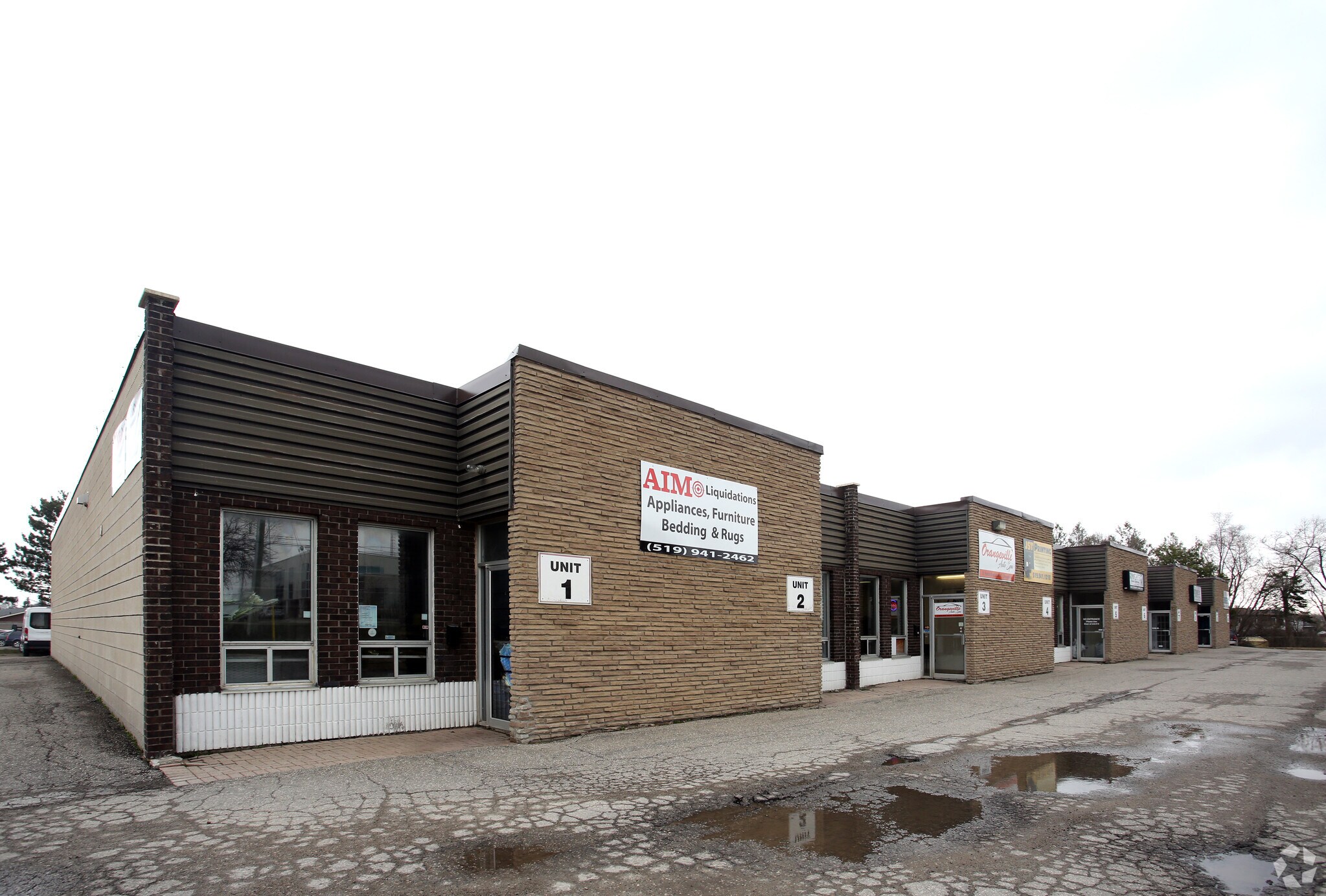 35 Robb Blvd, Orangeville, ON for sale Primary Photo- Image 1 of 1