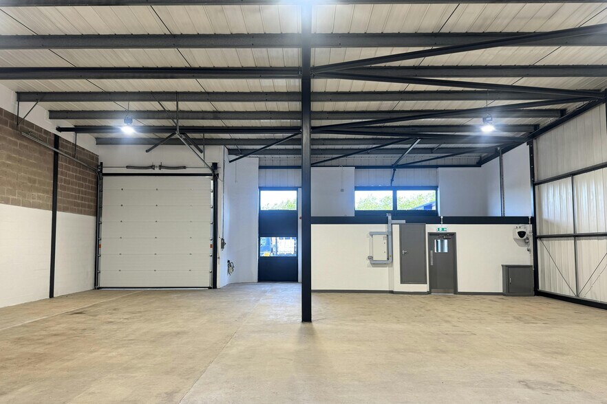 Birmingham Airport, Birmingham à louer - Photo du bâtiment - Image 3 de 6