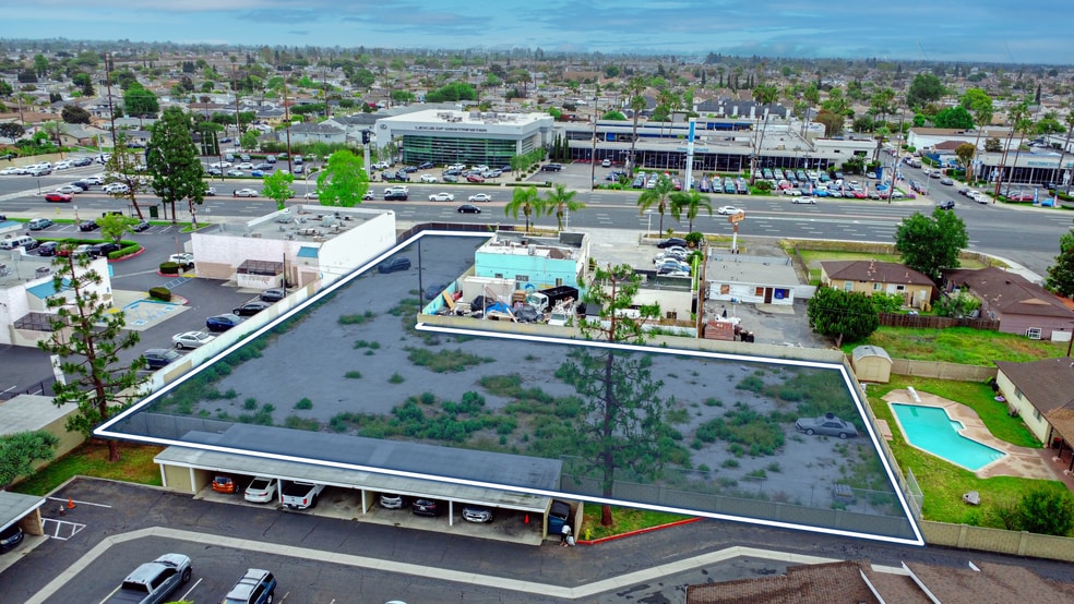 13561 Beach Blvd, Westminster, CA for sale - Building Photo - Image 3 of 7