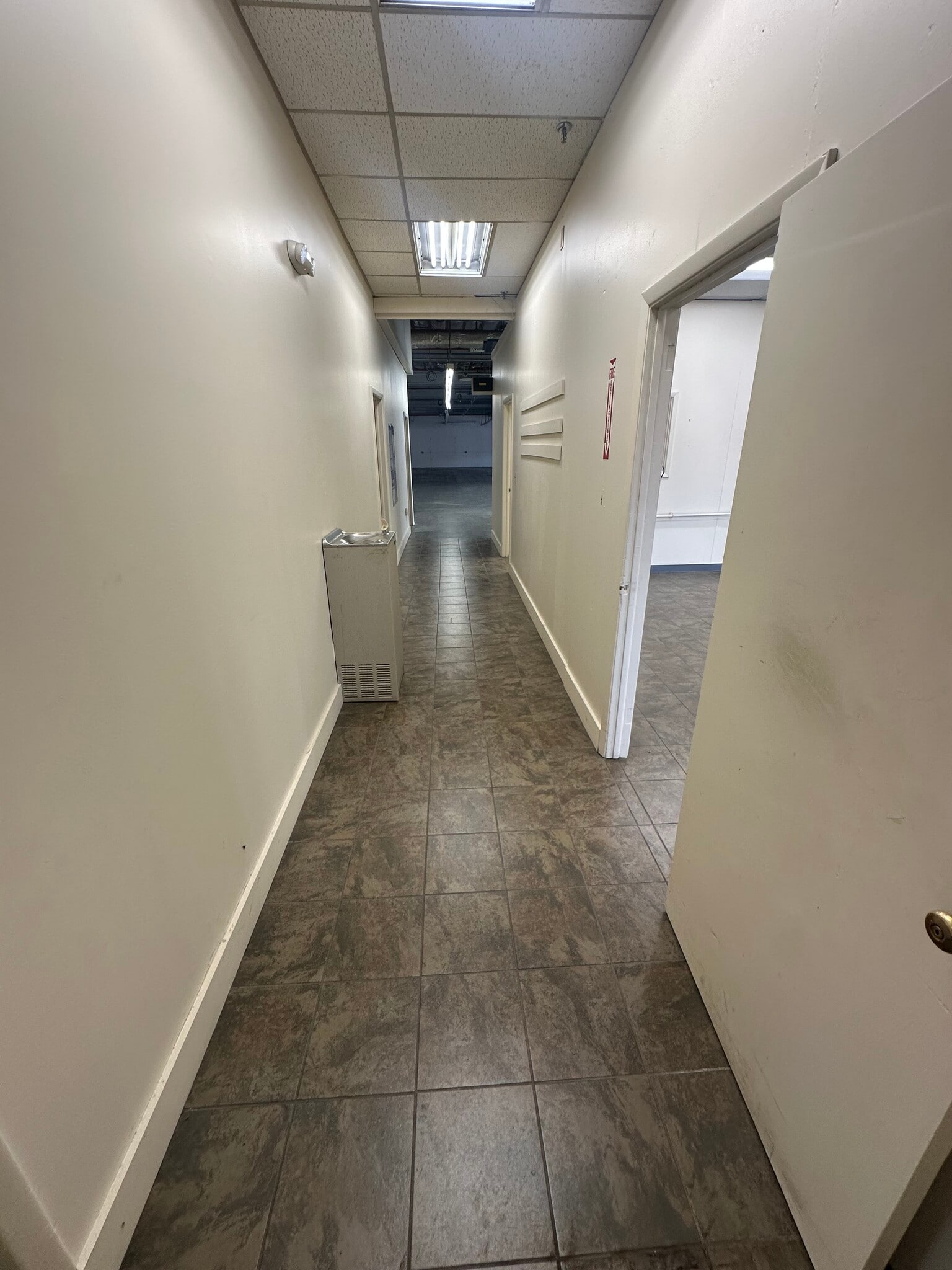 59 Thomas North Rd, Hawthorne, NJ for lease Interior Photo- Image 1 of 4