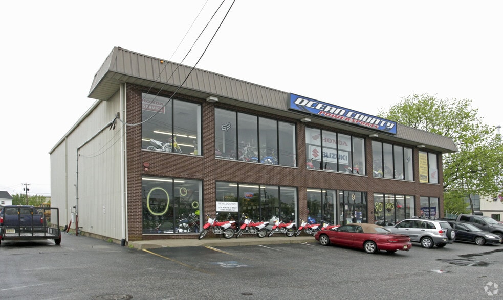 9 Flint Rd, Toms River, NJ for lease - Building Photo - Image 2 of 32