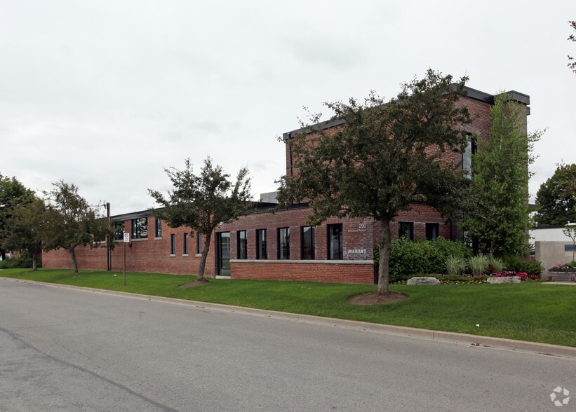 200 Wicksteed Ave, Toronto, ON à vendre - Photo du bâtiment - Image 2 de 2