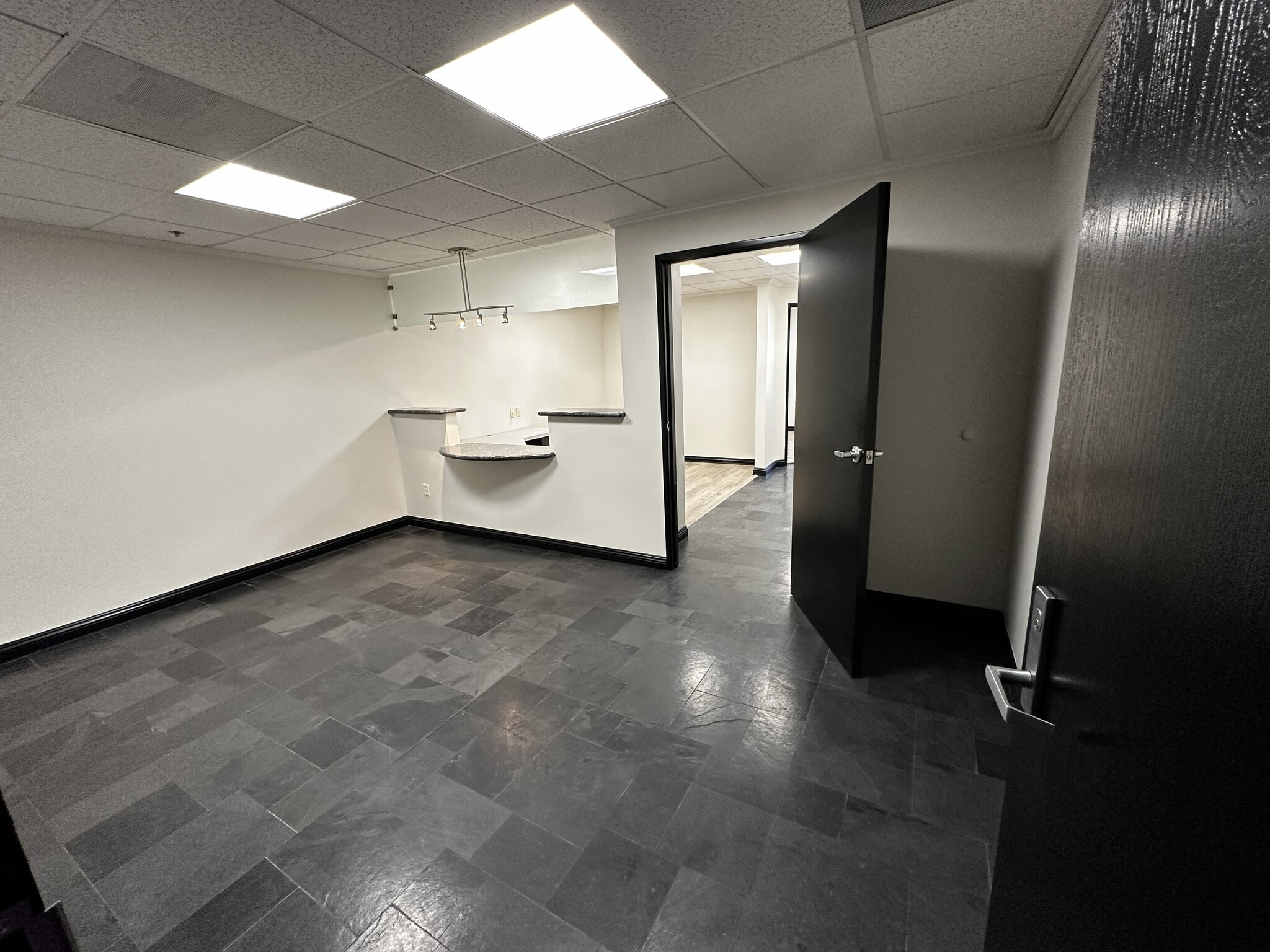 5115 Clareton Dr, Agoura Hills, CA for lease Interior Photo- Image 1 of 8