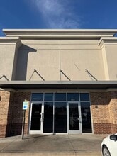 107-115 E State Highway 152, Mustang, OK for lease Interior Photo- Image 1 of 5