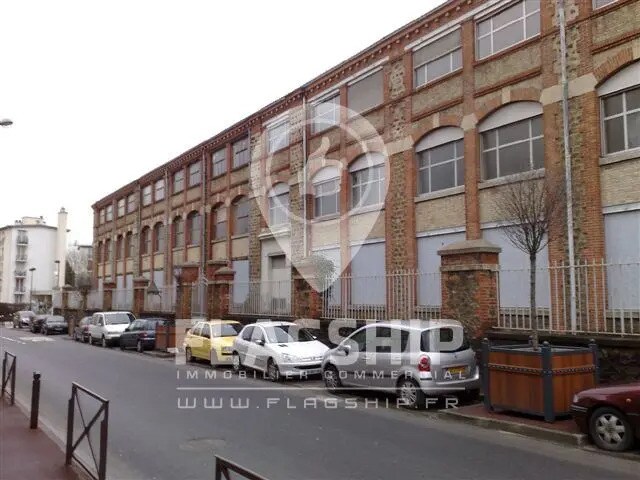 Flex dans Fontenay-sous-Bois à louer - Photo du bâtiment - Image 2 de 10