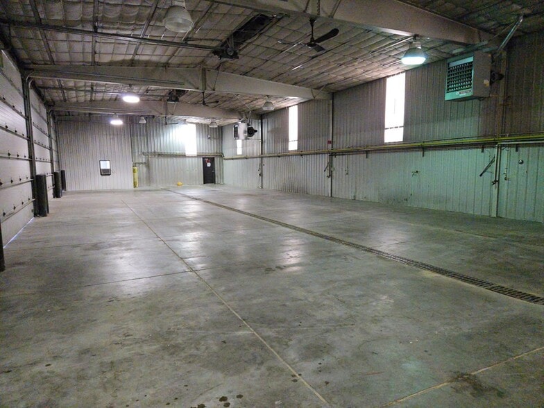 1906 Airport Court, Great Falls, MT for lease - Building Photo - Image 3 of 5