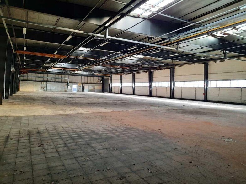 Bureau dans Vénissieux à louer - Photo intérieure - Image 2 de 7