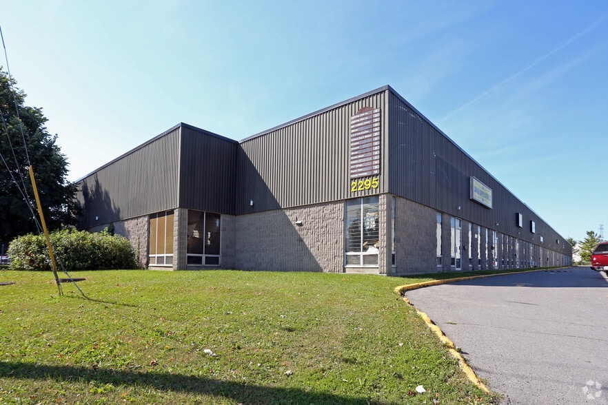 2295 Stevenage Dr, Ottawa, ON for lease - Building Photo - Image 3 of 4