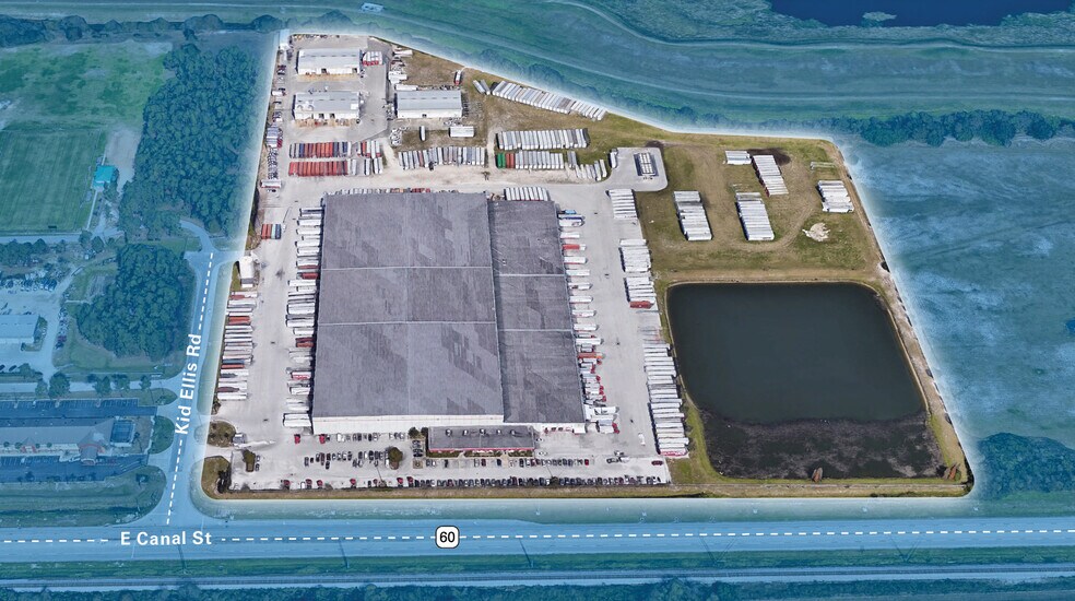 201 Kid Ellis Rd, Mulberry, FL à louer - Photo du bâtiment - Image 1 de 2