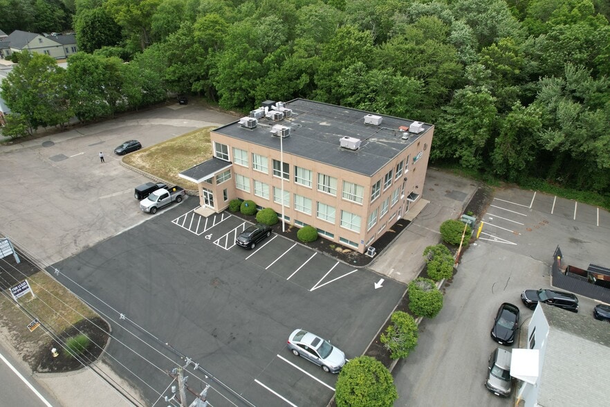 760 Chief Justice Cushing Hwy, Cohasset, MA for lease - Building Photo - Image 2 of 17