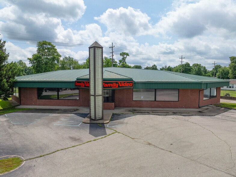 2503 Fort Harrison Rd, Terre Haute, IN à louer - Photo du bâtiment - Image 2 de 9