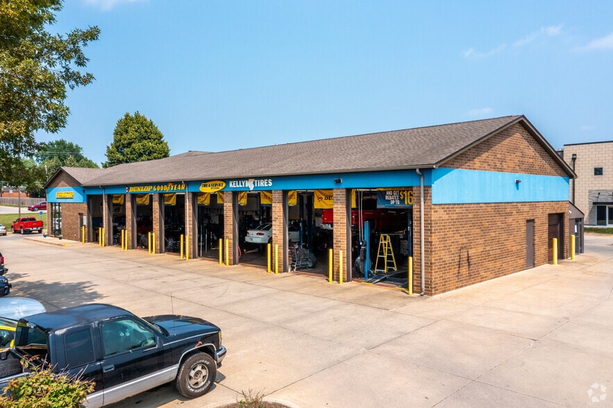 408-412 8th St SW, Altoona, IA for lease - Building Photo - Image 3 of 5