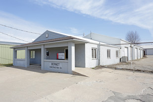 805 50th St, Marion IA - Warehouse