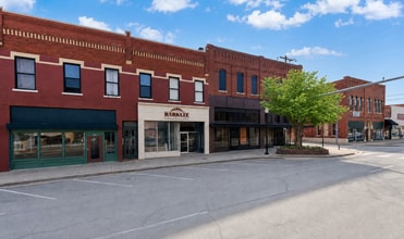 126 W Main St, Ardmore, OK for lease Interior Photo- Image 1 of 3