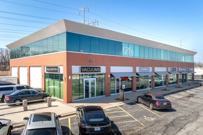 Plus de détails pour 332 Skokie Valley Rd, Highland Park, IL - Commerce de détail à louer