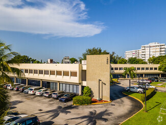 More details for 1380 NE Miami Gardens Dr, North Miami Beach, FL - Office, Office/Medical for Lease