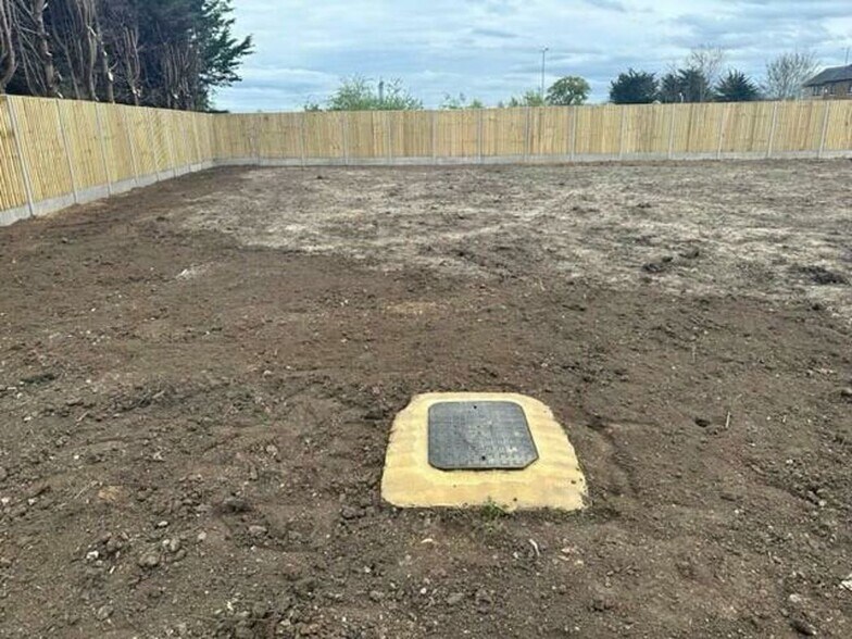 Whites Ln, Horton à vendre - Photo du bâtiment - Image 2 de 2