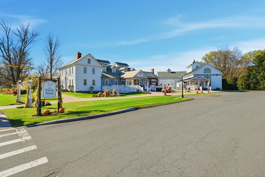 219 South St, Bernardston, MA à vendre - Photo du bâtiment - Image 3 de 19