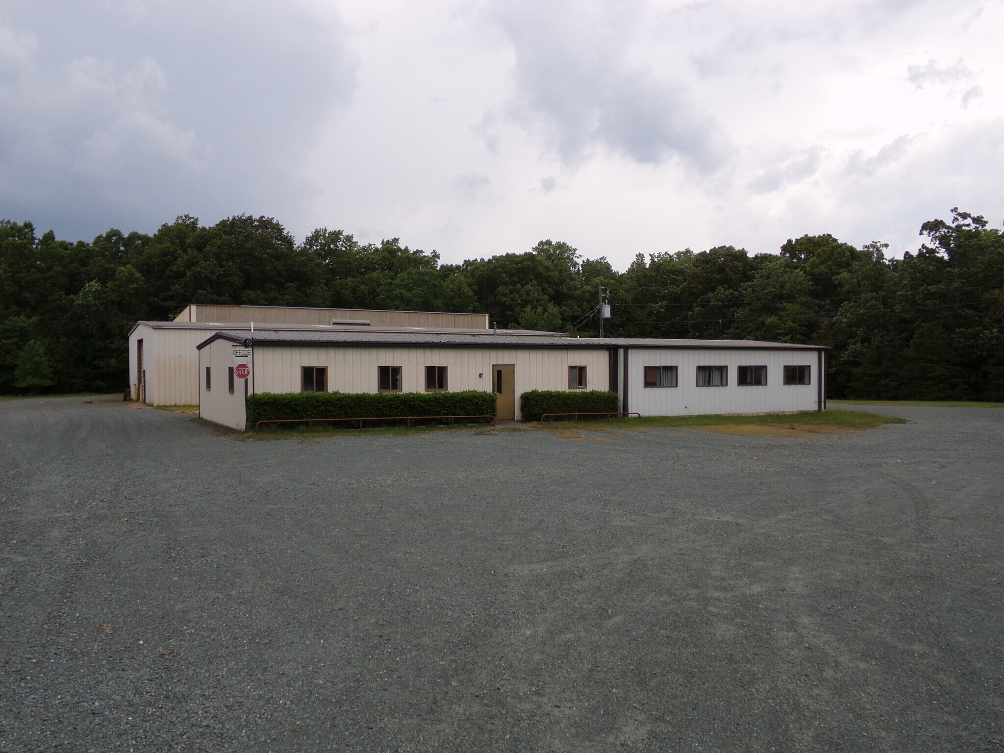 10380 James Madison, Zion Crossroads, VA à vendre Photo du bâtiment- Image 1 de 5