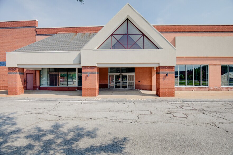 2-78 Grandview Plaza Shopping Ctr, Florissant, MO à louer - Photo du bâtiment - Image 3 de 7