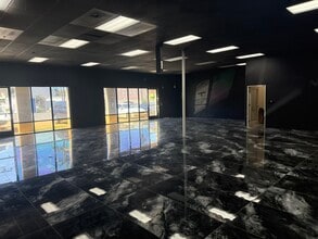 800 Torrance Blvd, Redondo Beach, CA for lease Interior Photo- Image 2 of 5