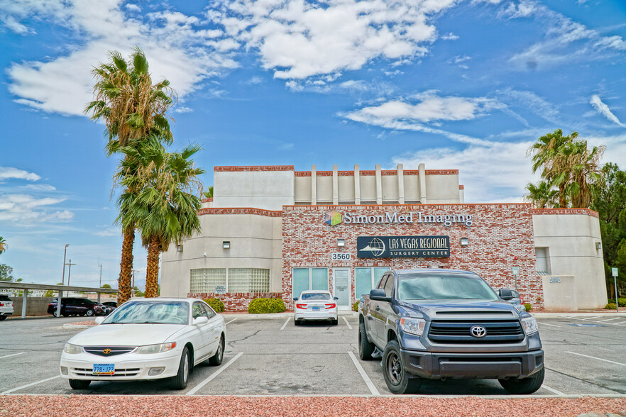 3560 E Flamingo Rd, Las Vegas, NV à vendre - Photo du bâtiment - Image 1 de 1