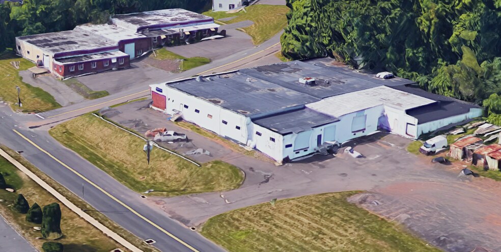 4 Alcap Rdg, Cromwell, CT à louer - Photo du bâtiment - Image 3 de 16