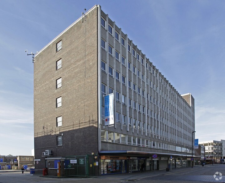 1-10 Market Rd, Chelmsford for lease - Building Photo - Image 3 of 3