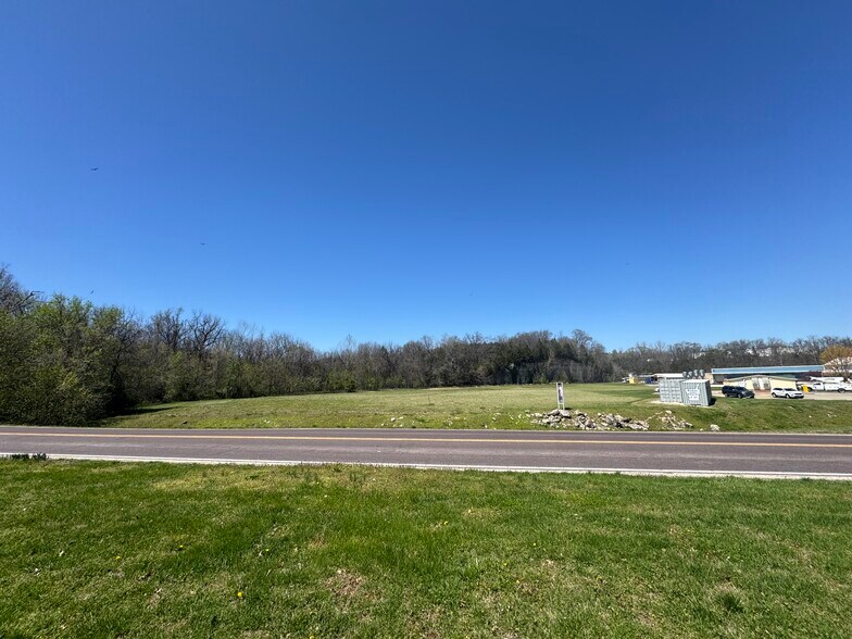 00 Hwy100 West, Hermann, MO à vendre - Photo du bâtiment - Image 2 de 9